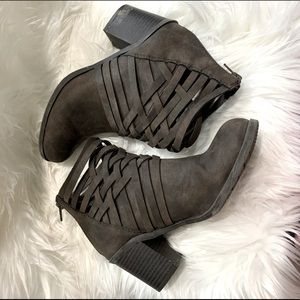Chunky heel ankle booties